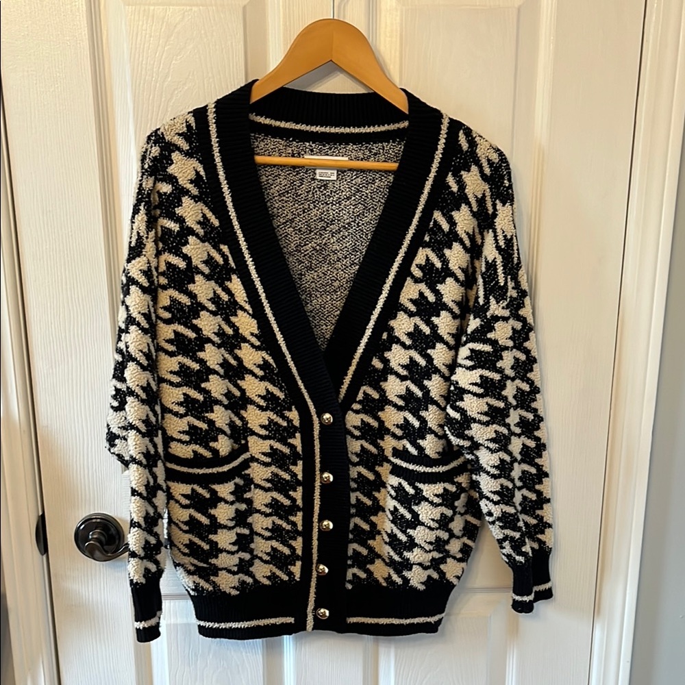 Black and White Houndstooth Cardigan urban revivo